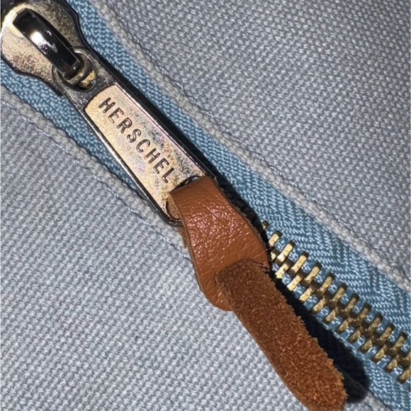 Herschel Supply Company Soft Gray Duffel Bag - Picture 6 of 6